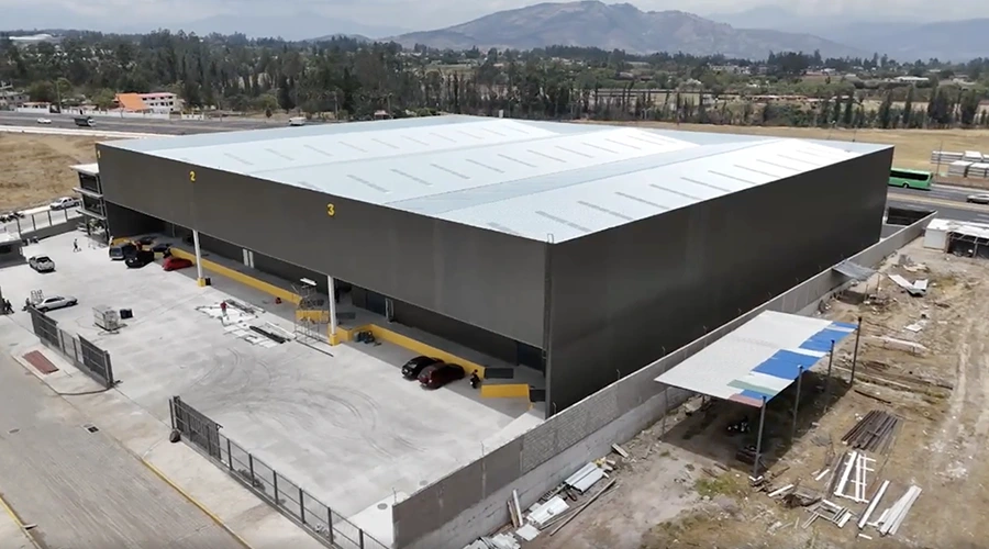 Centro de Distribución Logística Bodegas Senna